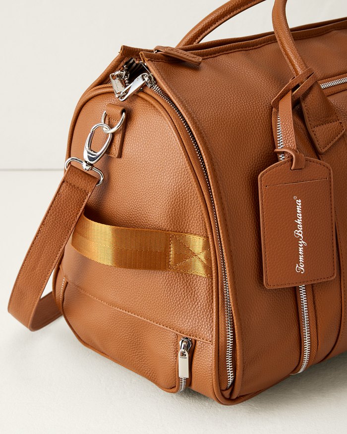 Brett Chestnut 2-In-1 Roller Garment Duffel Bag