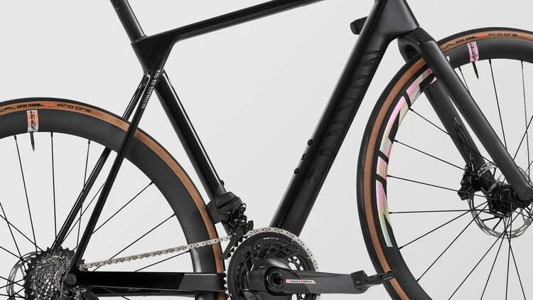 Ultimate CF SLX 8 Force AXS