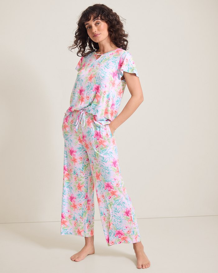 Jersey Short-Sleeve Top & Cropped Pants Pajama Set