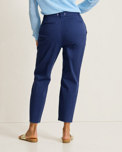 Mid-Rise Raw-Edge Cropped Chino Pants