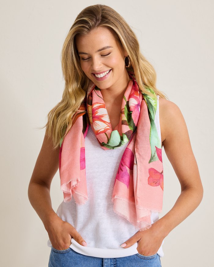 Oasis Palm Linen-Blend Wrap Scarf