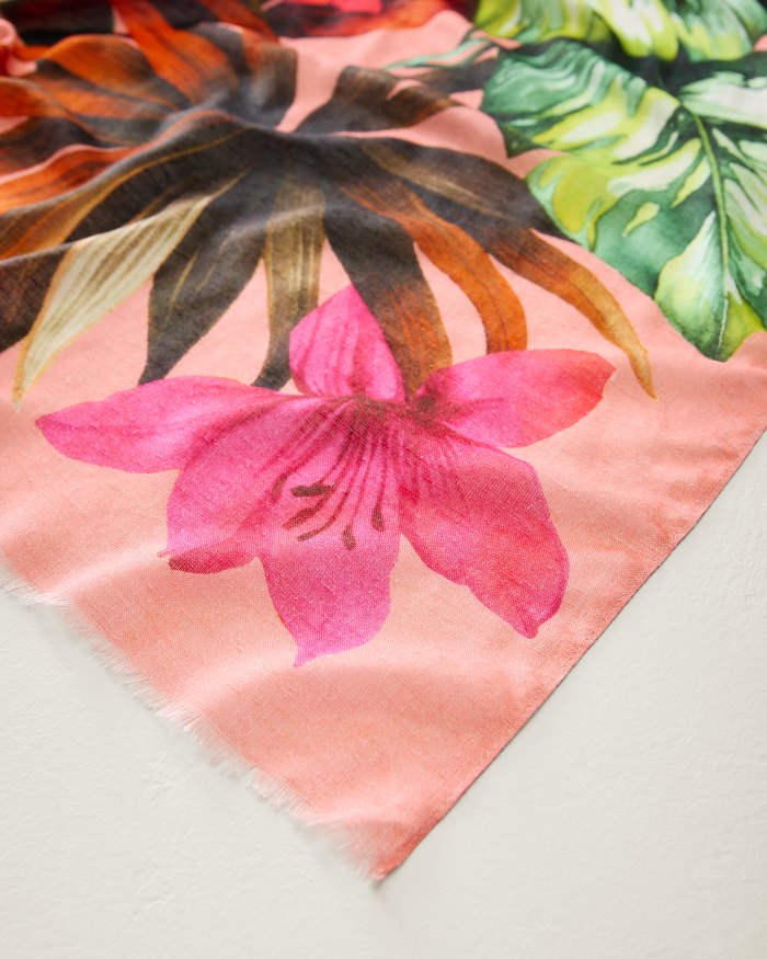 Oasis Palm Linen-Blend Wrap Scarf