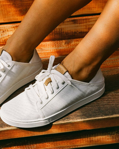 Women's  Pehuea Lī Sneakers